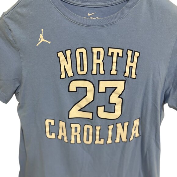 Nike Michael Jordan #23 North Carolina Tarheels Graphic T-Shirt Size Medium - Picture 4 of 6